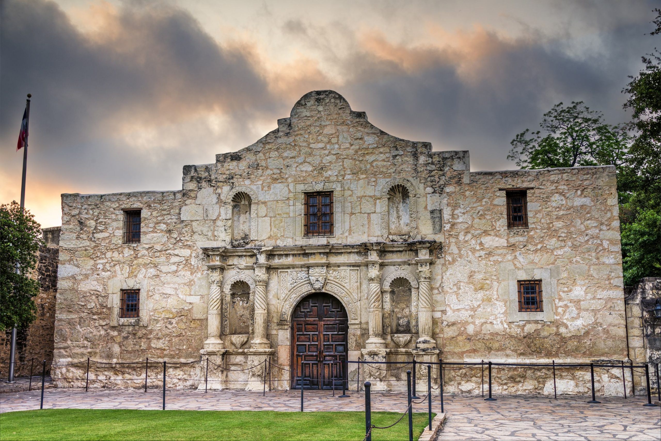 Mission San Antonio de Valero "The Alamo" - Image 5